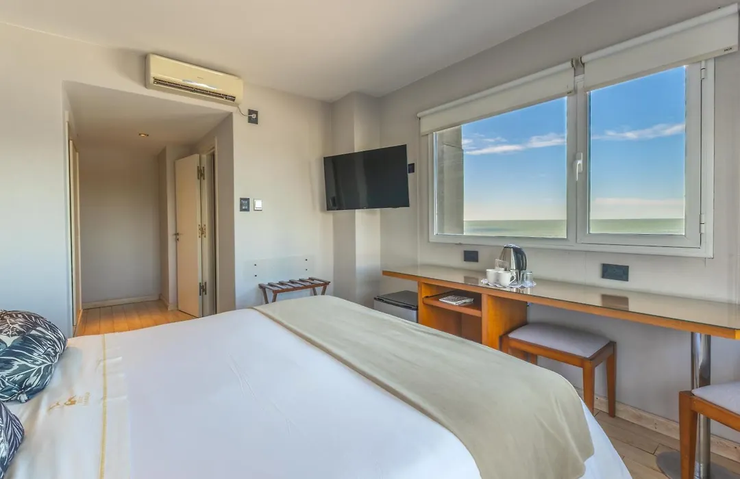 Hotel Las Rocas-1